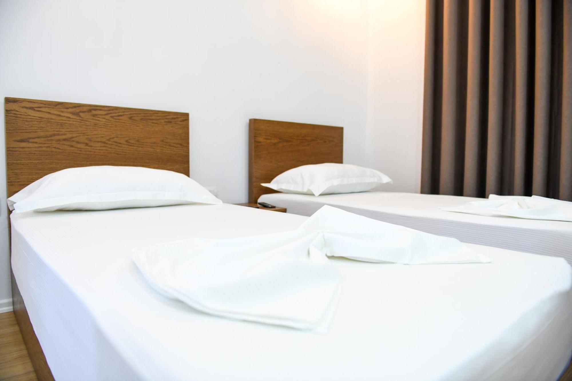 Guest House Cela City Centre Berat Eksteriør bilde