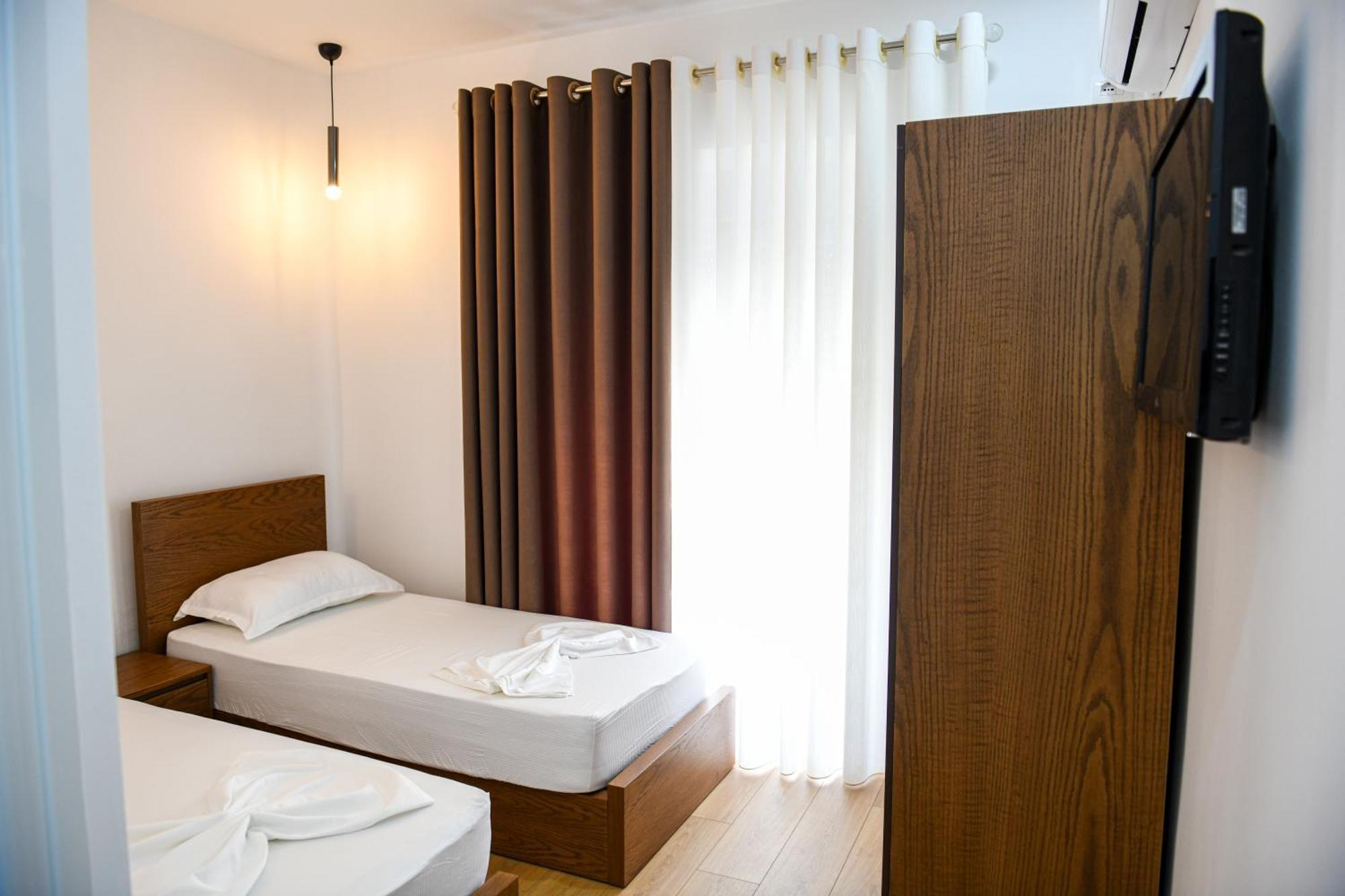 Guest House Cela City Centre Berat Eksteriør bilde