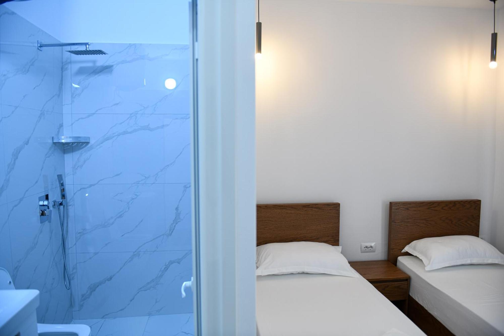 Guest House Cela City Centre Berat Eksteriør bilde