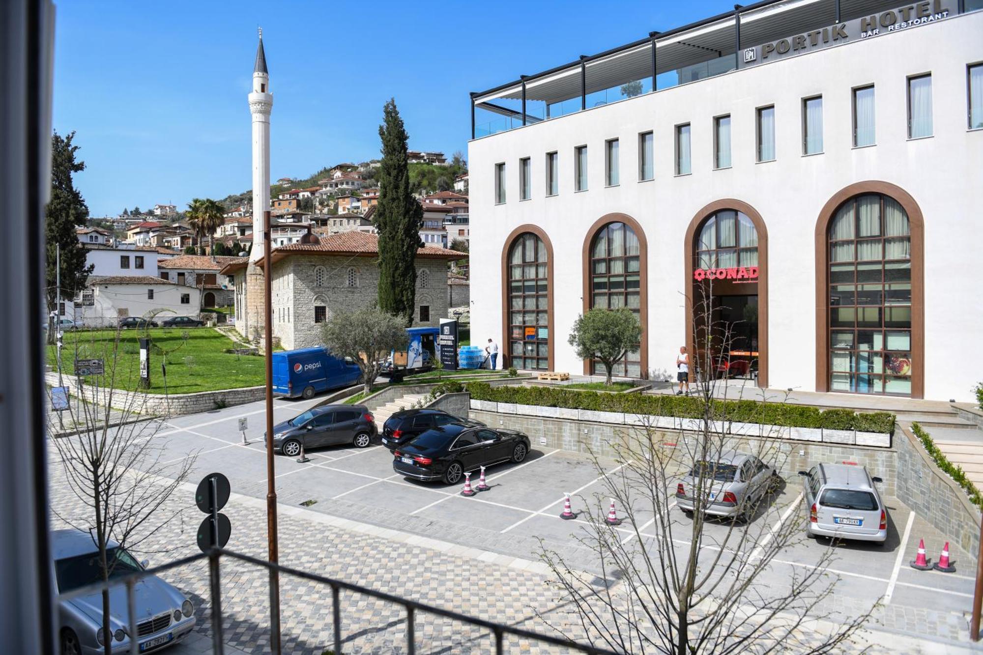 Guest House Cela City Centre Berat Eksteriør bilde